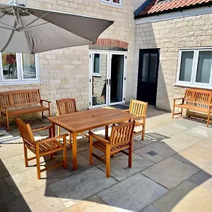 Rye Court - Stunning In With Parking Holiday home